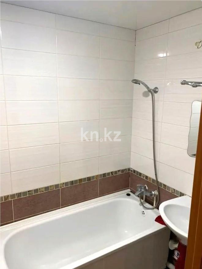 Продажа 2-комнатной квартиры, 47 м², пр. Н. Абдирова в Караганде - фото 4