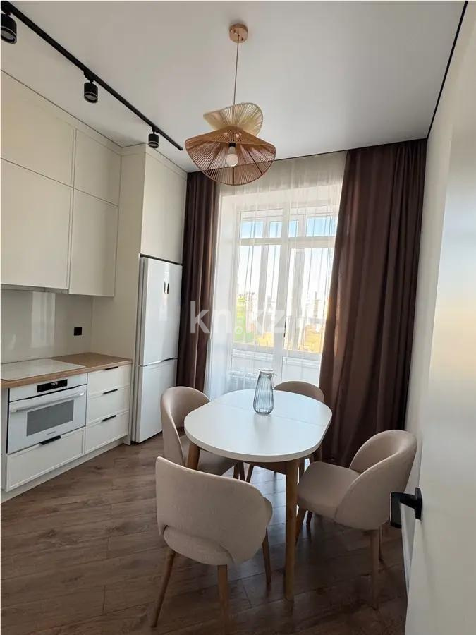 Продажа 2-комнатной квартиры, 39 м², ул. Омарова, дом  21/1 в Астане - фото 2