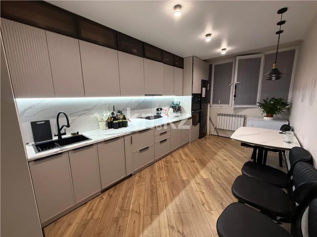 Продажа 2-комнатной квартиры, 57.6 м², ул. Омарова, дом  3 в Алматы - фото 3