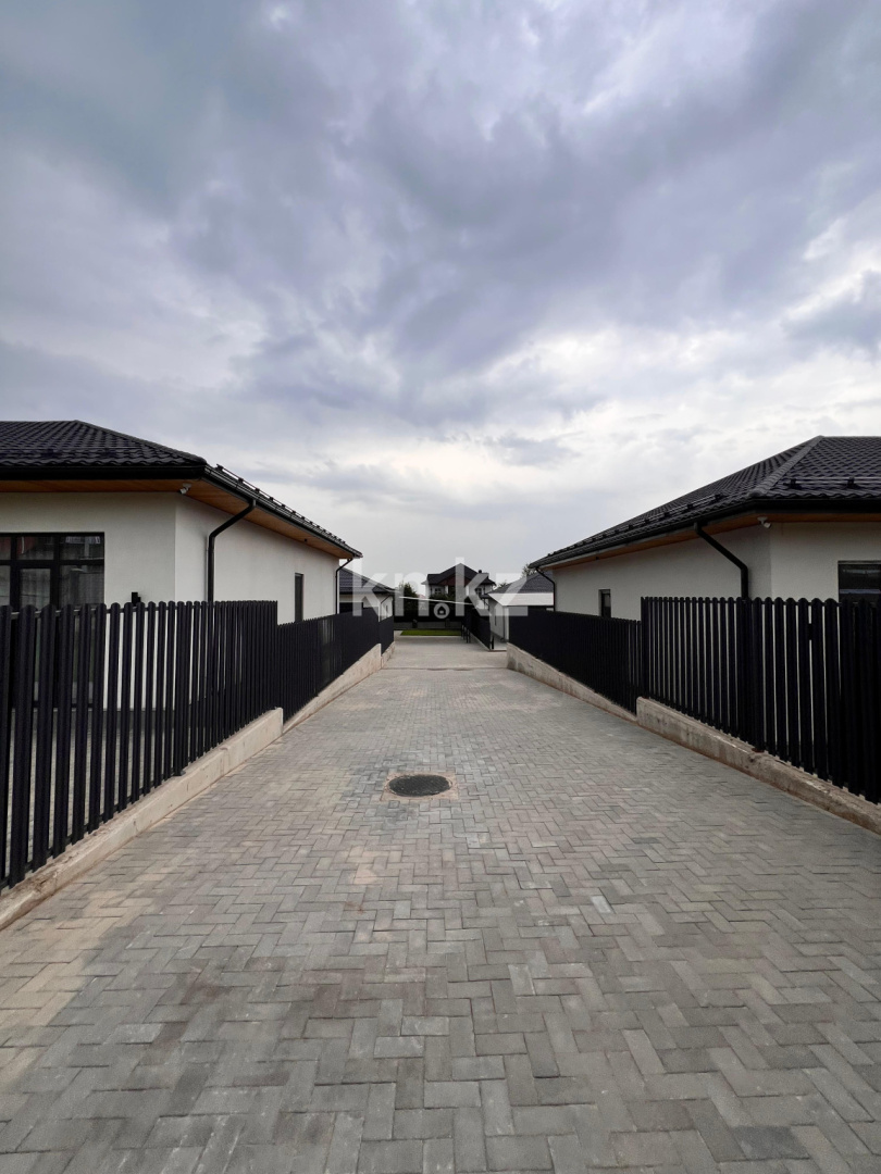 Продажа 4-комнатного дома, 206 м² в Алматы - фото 2