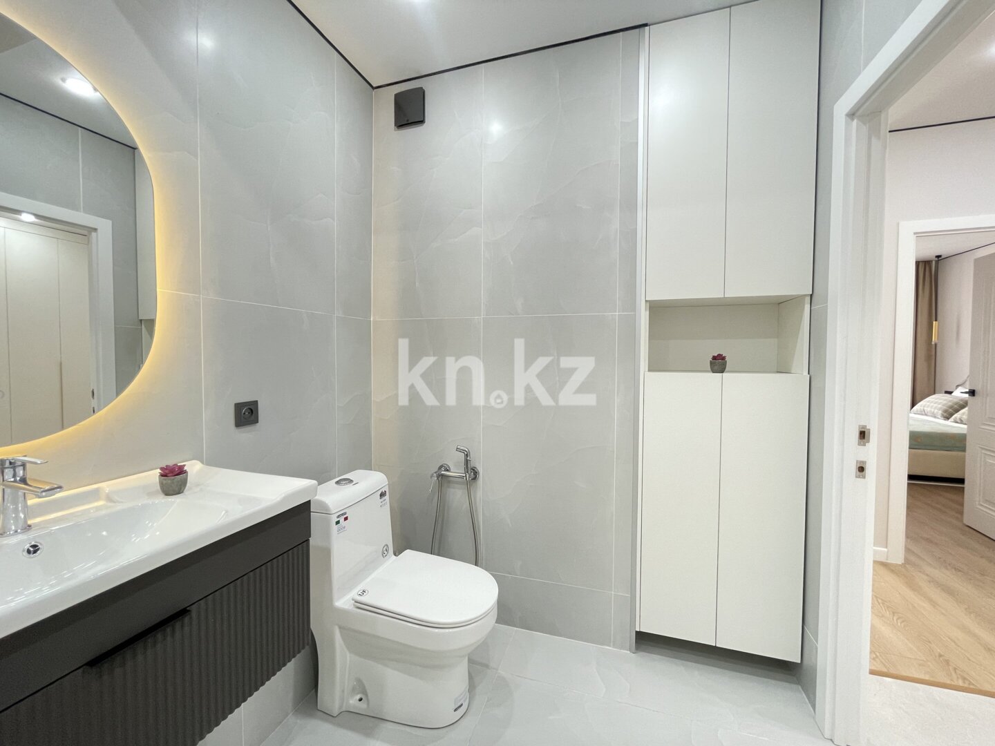 Продажа 2-комнатной квартиры, 40 м² в Алматы - фото 20