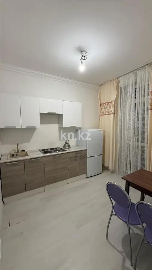 Продажа 1-комнатной квартиры, 39 м², ул. Орынбор, дом  10/1 в Астане - фото 2
