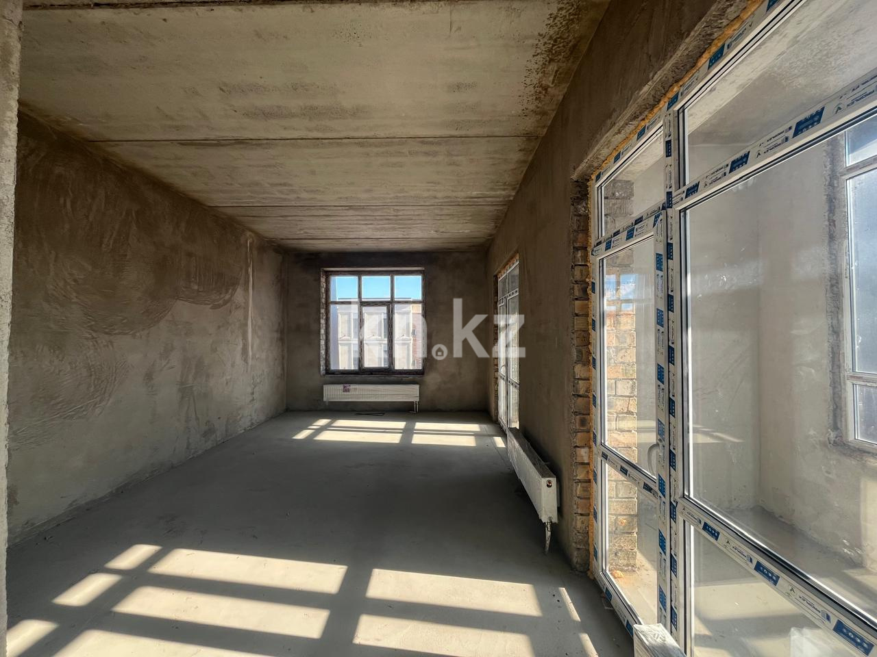 Продажа 5-комнатной квартиры, 178 м², ул. Абишева, дом  2 Б в Караганде - фото 2