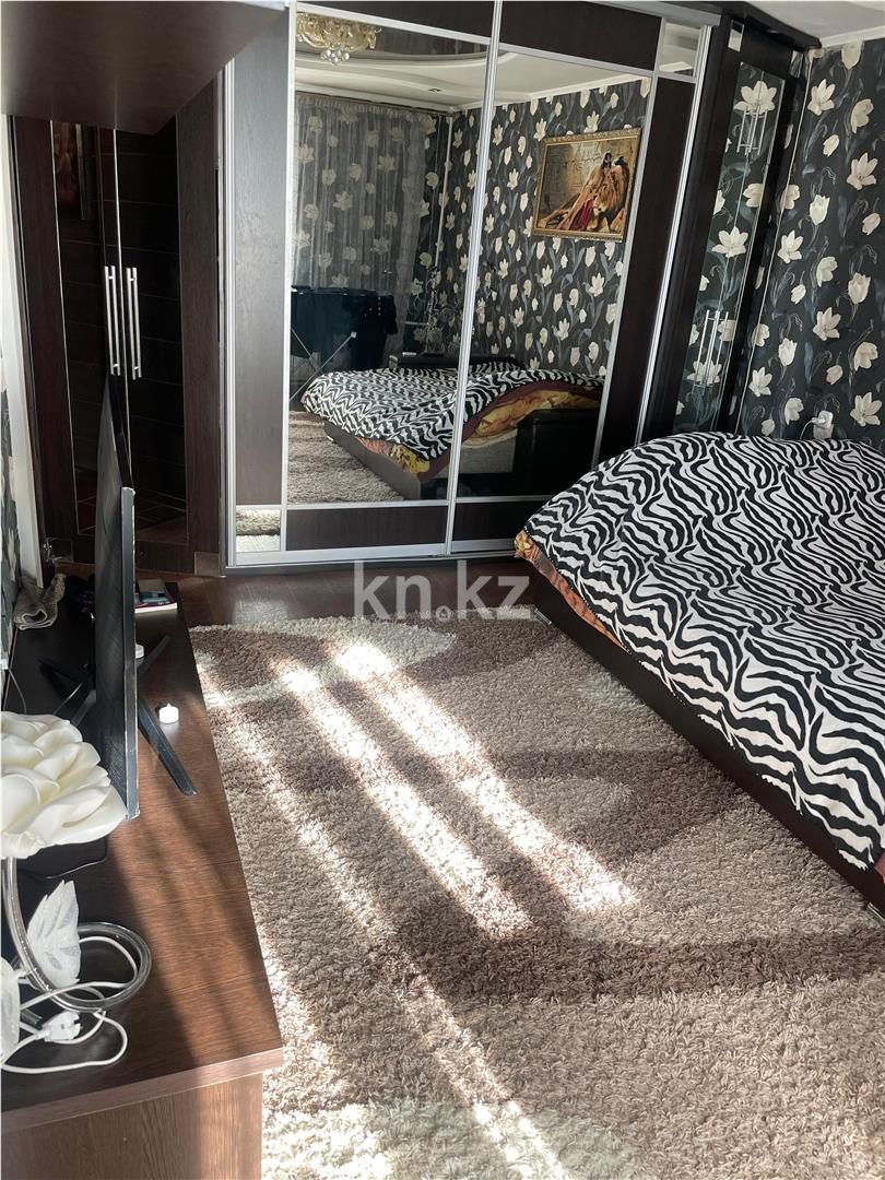 Продажа 1-комнатной квартиры, 35 м², мкр-н Орбита-1, дом  6 в Караганде - фото 2