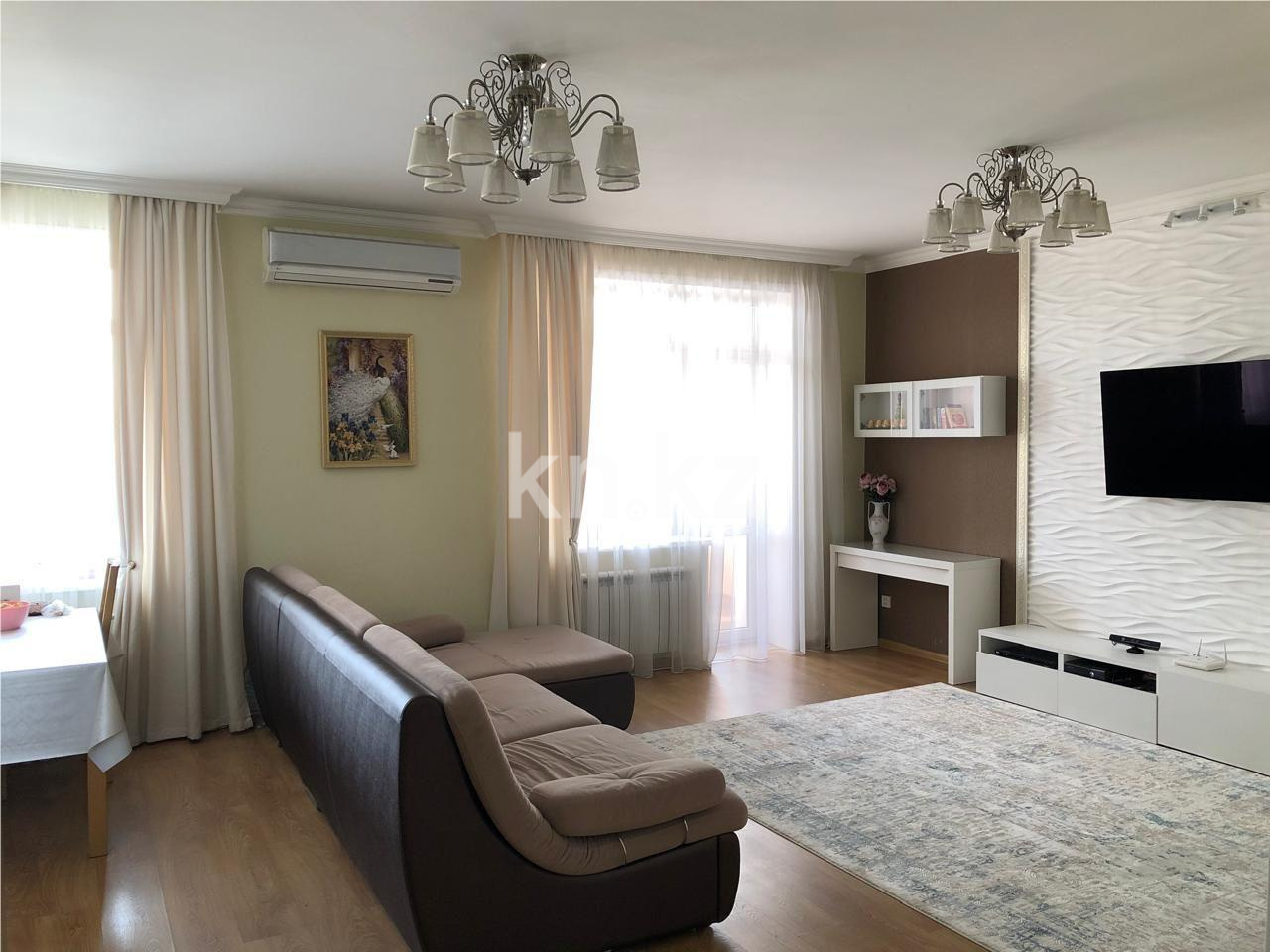 Продажа 3-комнатной квартиры, 98 м², ул. Аманжолова в Караганде