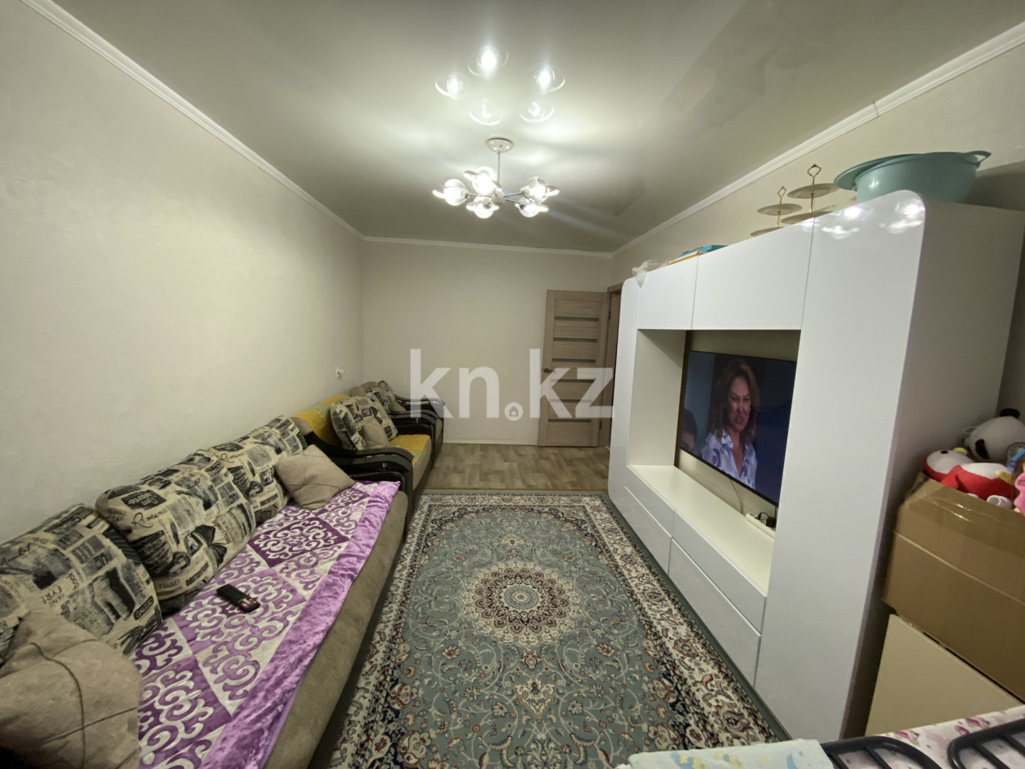 Продажа 3-комнатной квартиры, 63 м², мкр-н 16, дом  43 в Караганде - фото 2