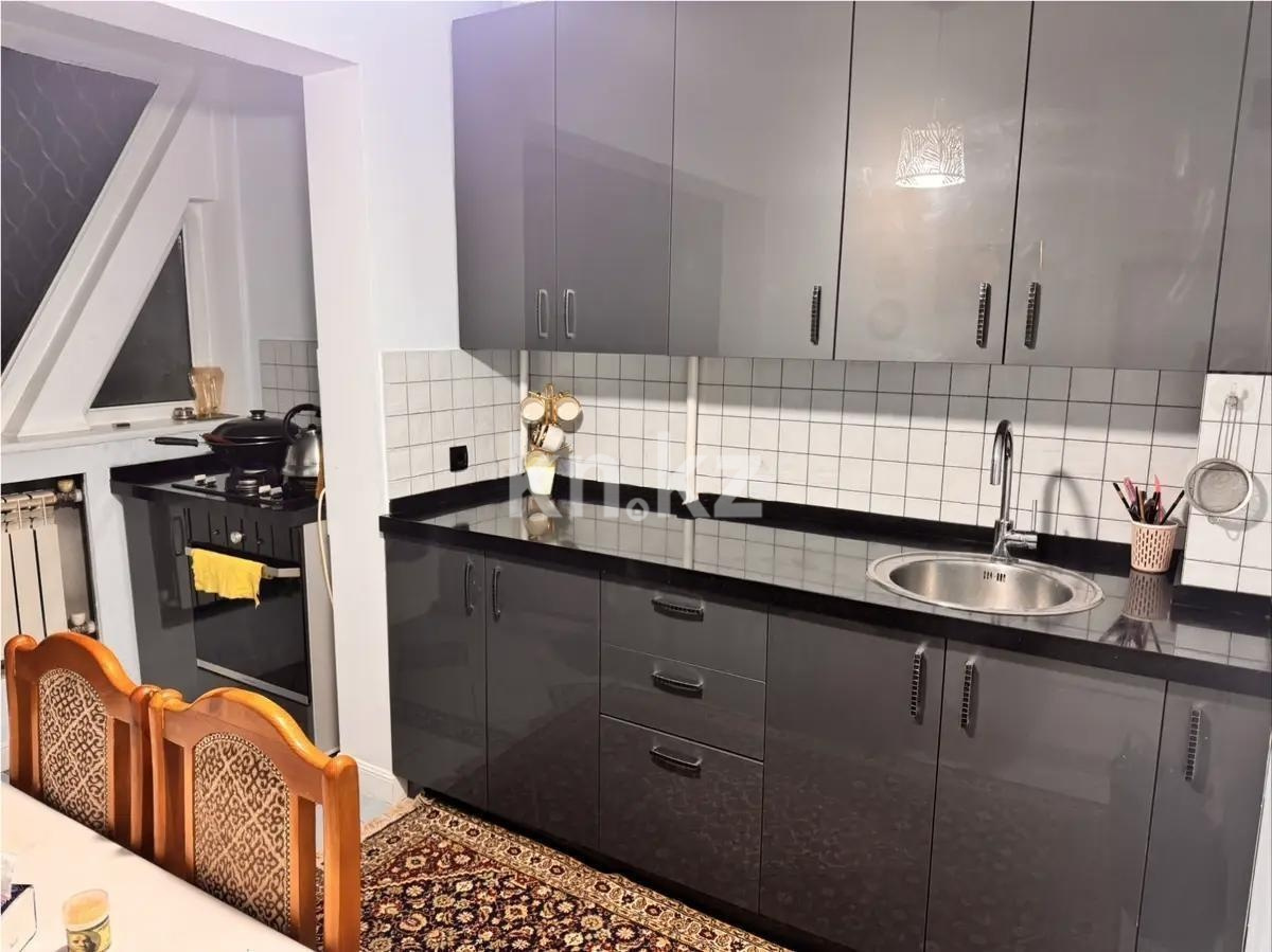 Продажа 2-комнатной квартиры, 52.2 м² в Алматы - фото 3