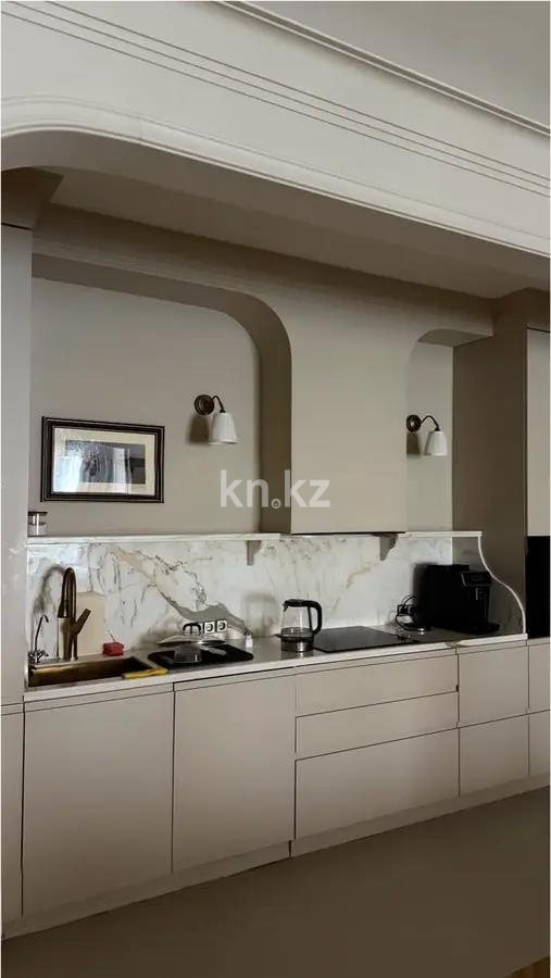 Продажа 3-комнатной квартиры, 100 м², ул. Ушкемпирова, дом  42 в Алматы