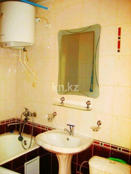 Аренда 2-комнатной квартиры посуточно, 40 м², пр. Бухар-жырау, дом  75 в Караганде - фото 4