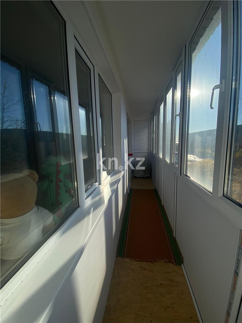 Продажа 4-комнатной квартиры, 61 м², ул. Язева в Караганде - фото 19