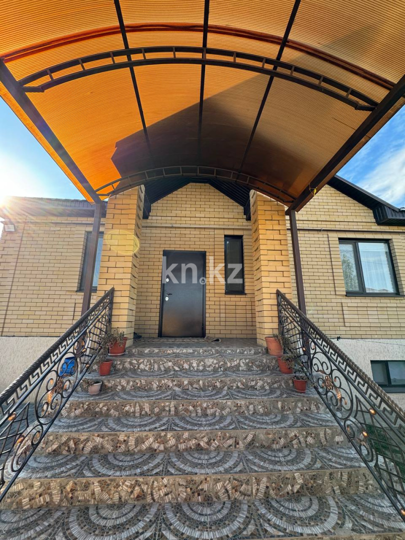 Продажа 6-комнатного дома, 310 м² в Актобе