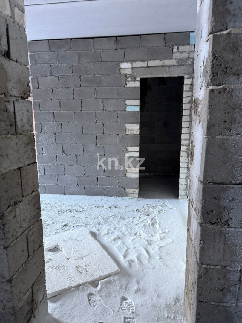 Продажа 1-комнатной квартиры, 36.2 м² в Уральске - фото 3