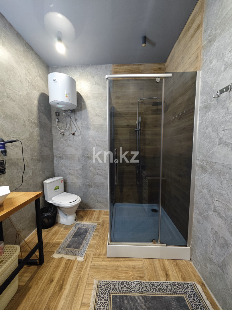 Продажа 2-комнатной квартиры, 57 м², ул. Комиссарова, дом  10/3 в Караганде - фото 7