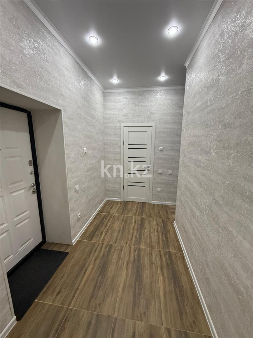 Продажа 1-комнатной квартиры, 40 м², ул. Момышулы в Караганде - фото 14