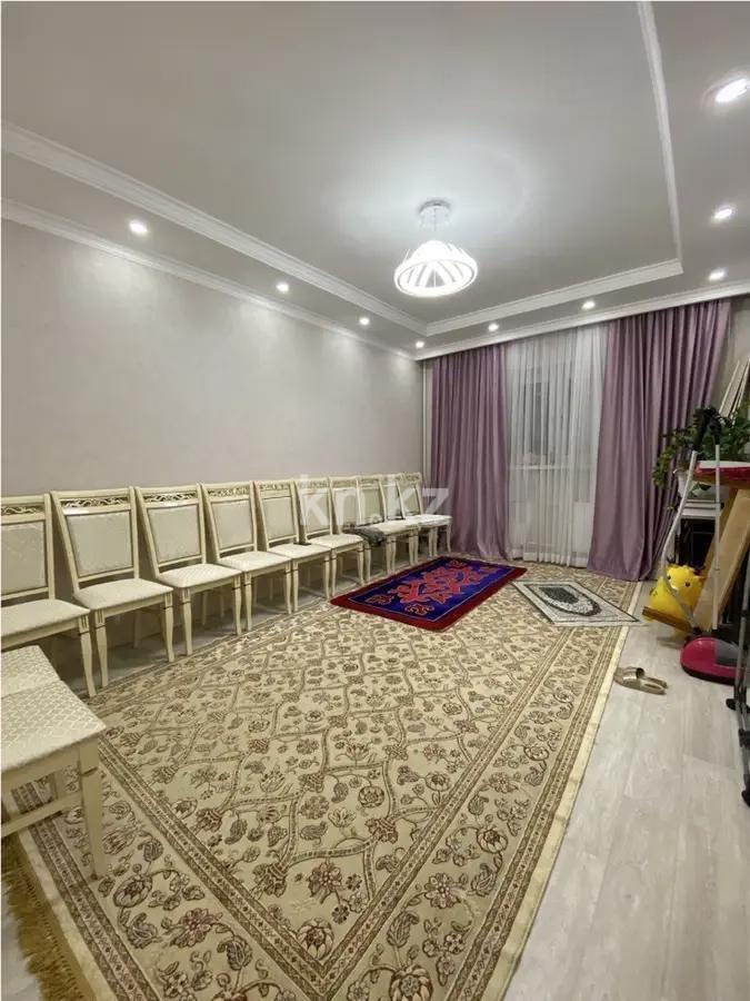 Продажа 3-комнатной квартиры, 81.5 м², мкр. Аксай-5, дом  5 в Алматы