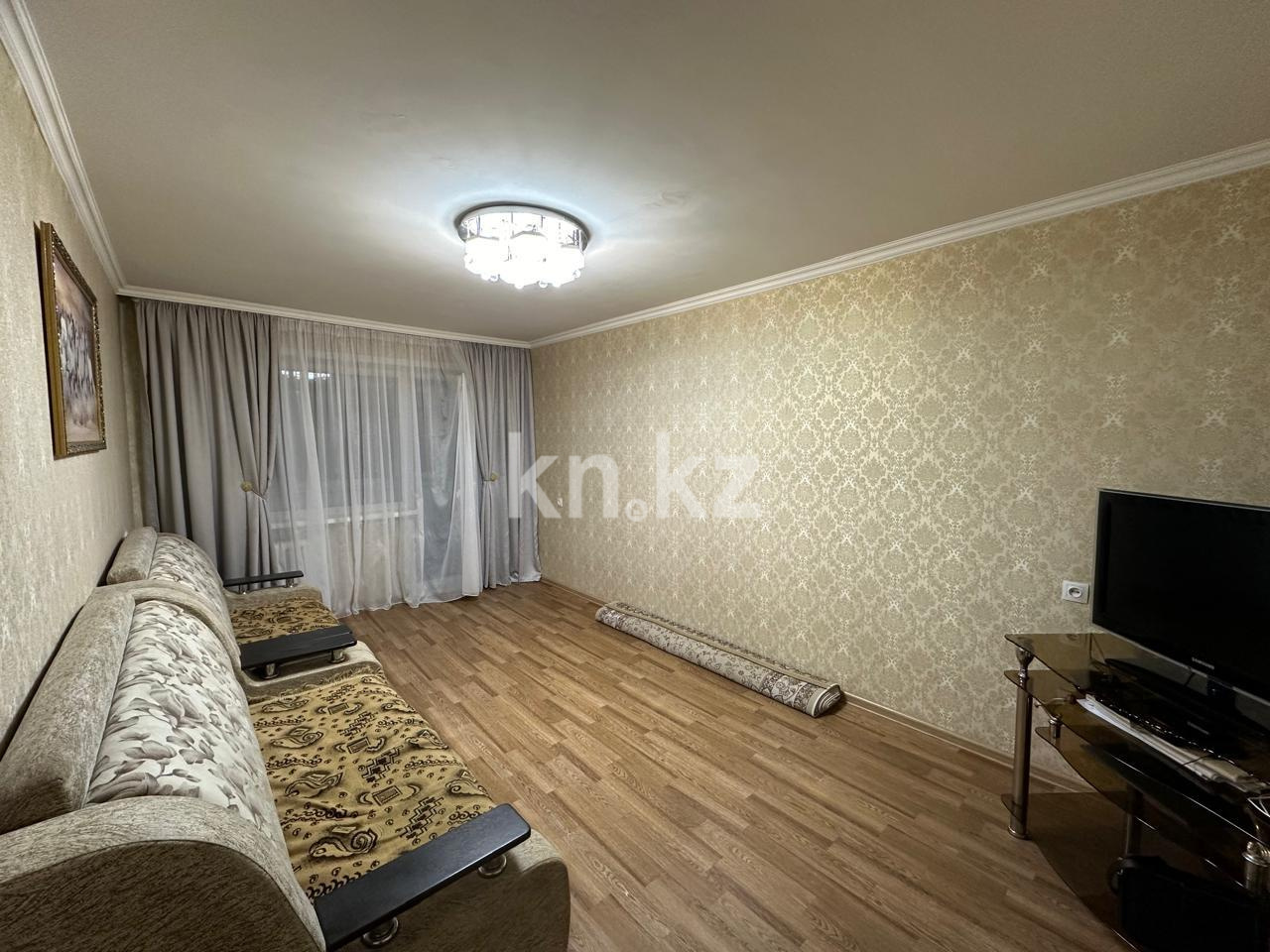 Продажа 3-комнатной квартиры, 62 м², мкр-н 22 в Караганде