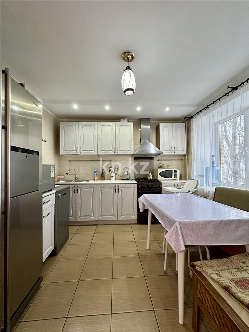 Продажа 4-комнатной квартиры, 110 м², ул. Язева, дом  21/1 в Караганде - фото 14