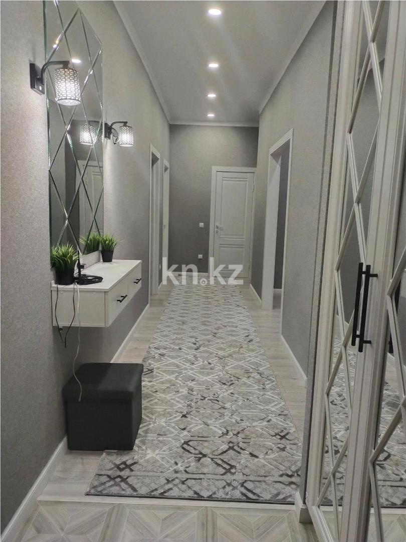 Продажа 4-комнатной квартиры, 106 м², пр. Шахтеров в Караганде - фото 19