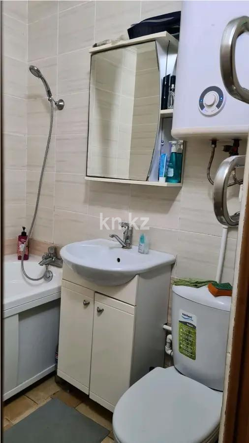 Продажа 3-комнатной квартиры, 59 м², ул. Гоголя, дом  52 в Караганде - фото 4