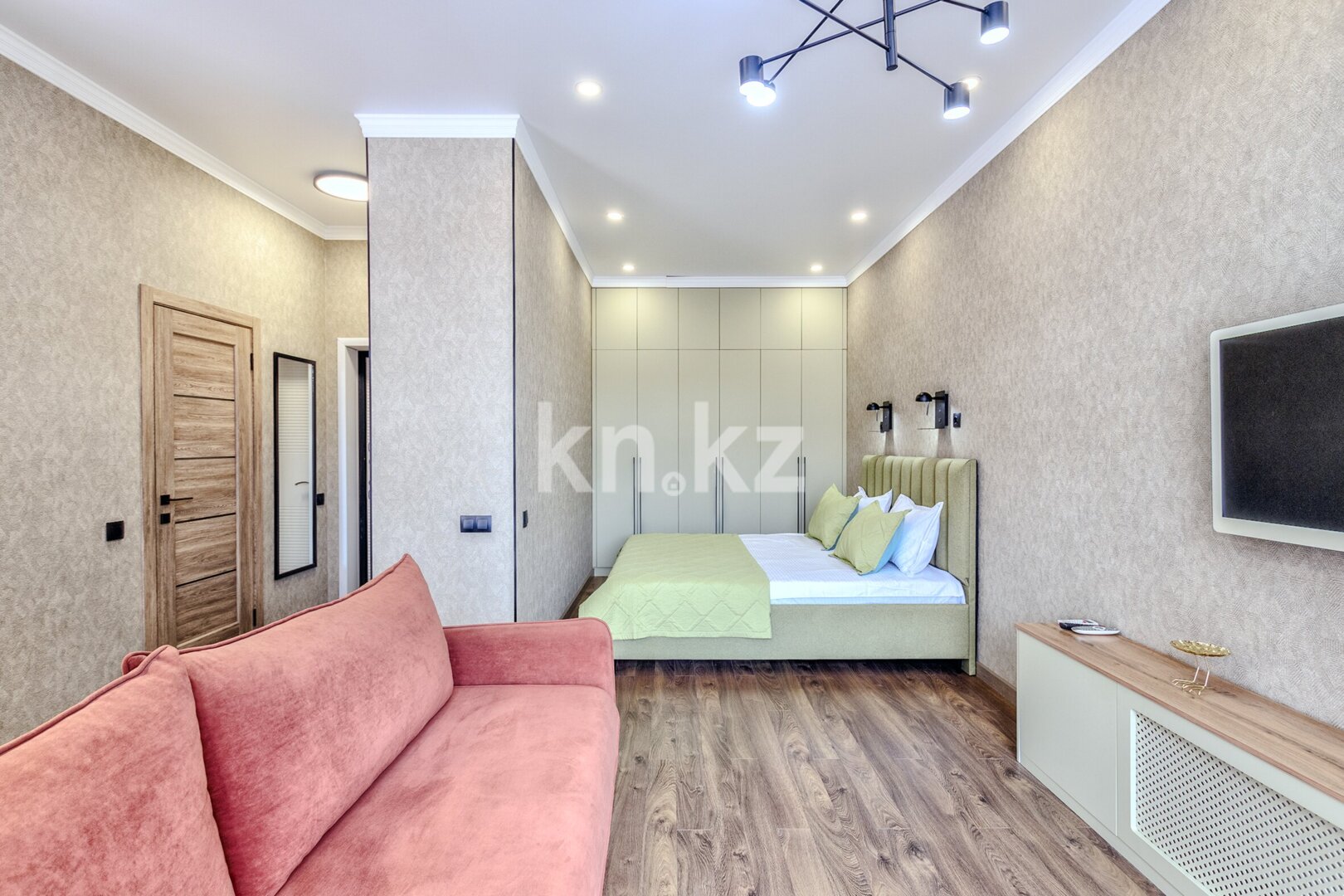 Аренда 1-комнатной квартиры посуточно, 45 м² в Астане - фото 4