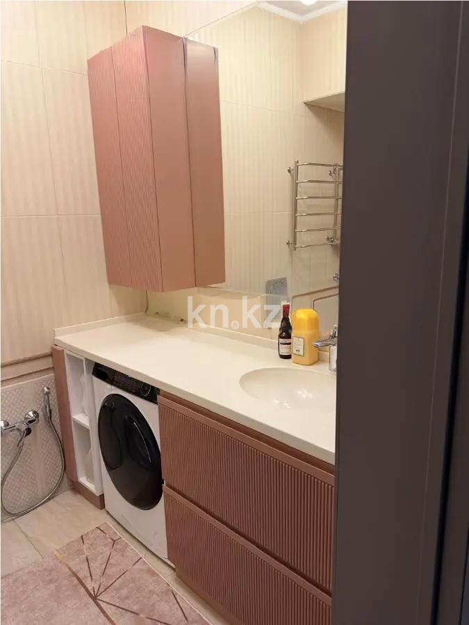 Продажа 3-комнатной квартиры, 94 м², ул. Айманова, дом  140 в Алматы - фото 4