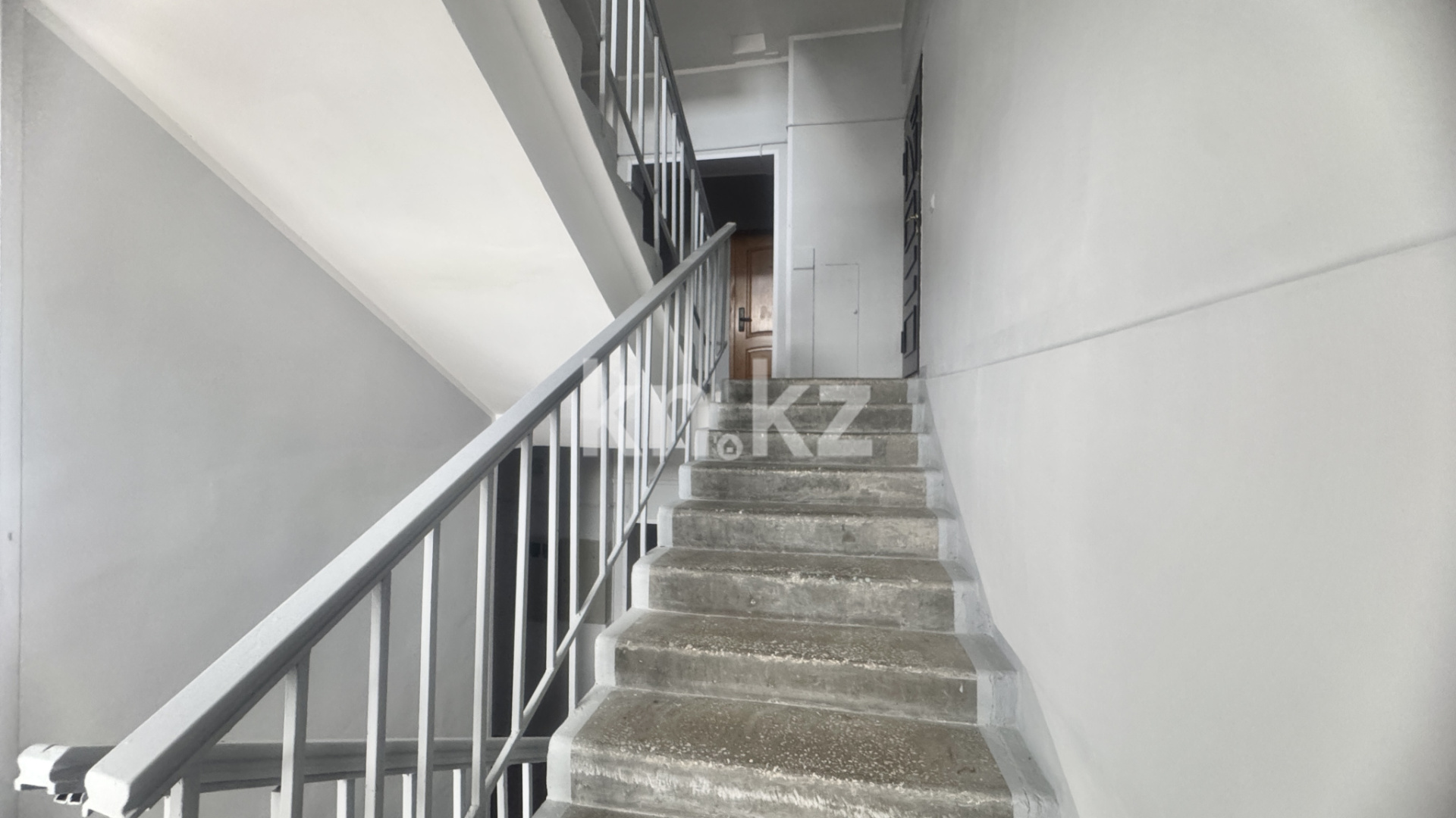 Продажа 3-комнатной квартиры, 133 м², мкр. Самал-2 в Алматы - фото 14