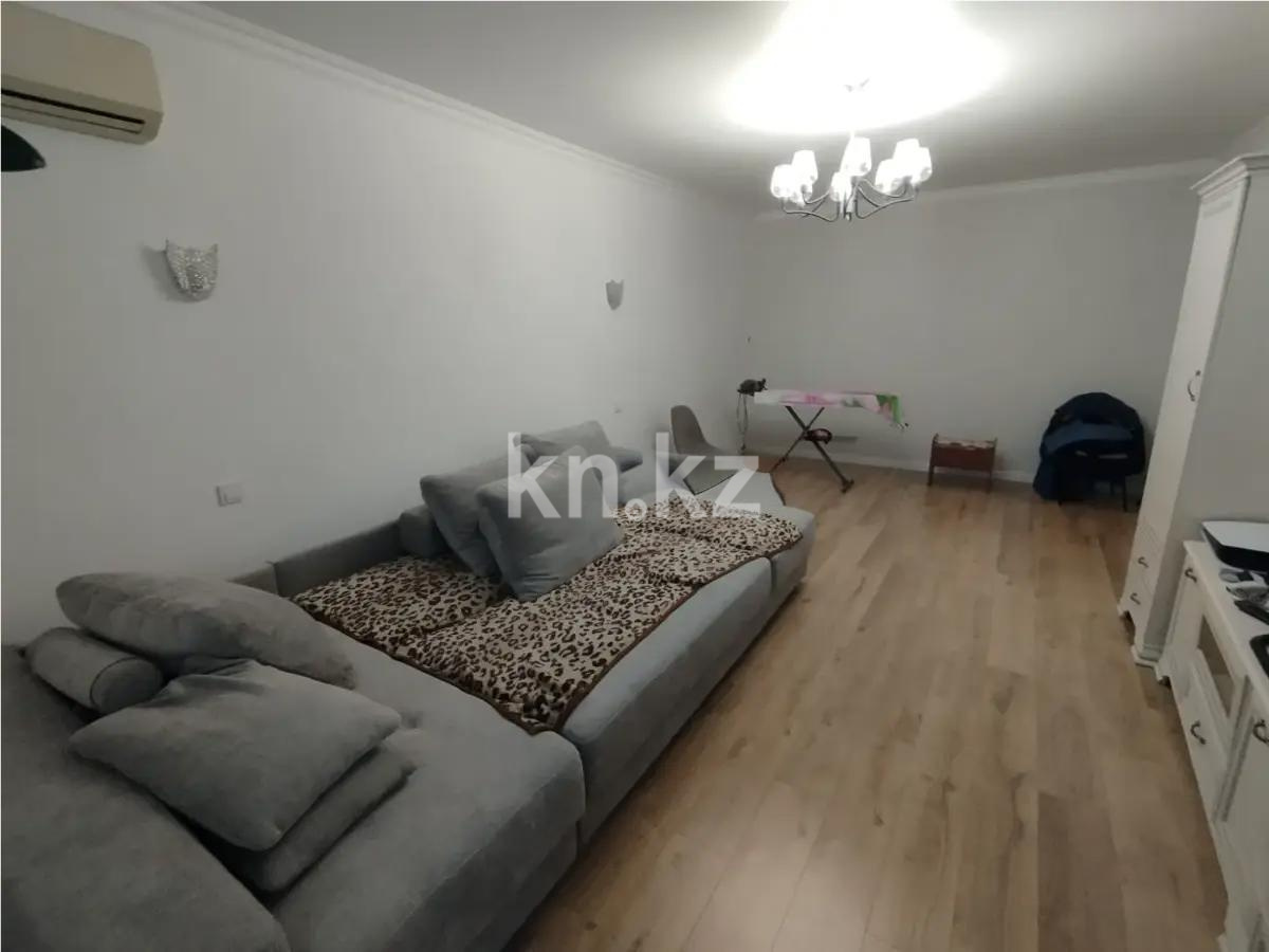 Продажа 1-комнатной квартиры, 53.5 м², ул. Чуланова, дом  127 в Алматы