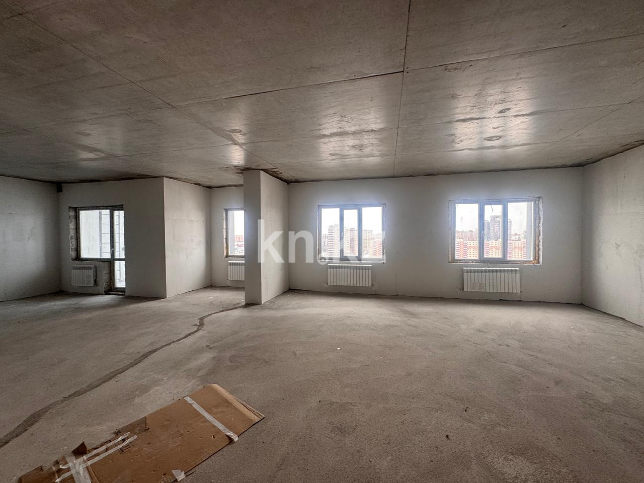 Продажа 3-комнатной квартиры, 88.3 м² в Караганде