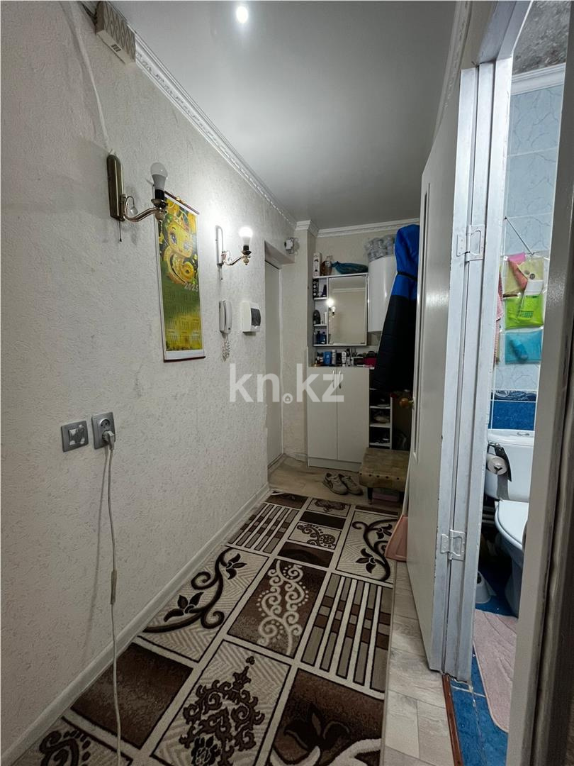 Продажа 2-комнатной квартиры, 46 м², мкр-н 12 в Караганде - фото 7