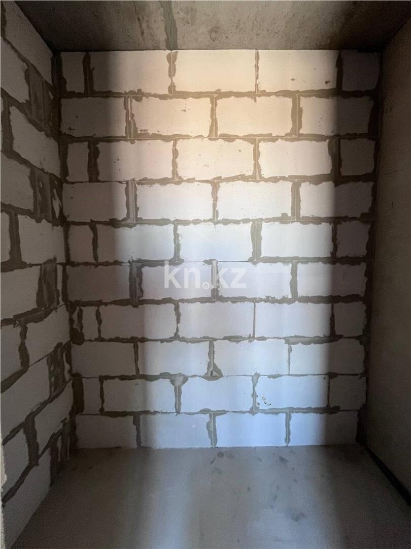 Продажа 3-комнатной квартиры, 76 м² в Караганде - фото 25