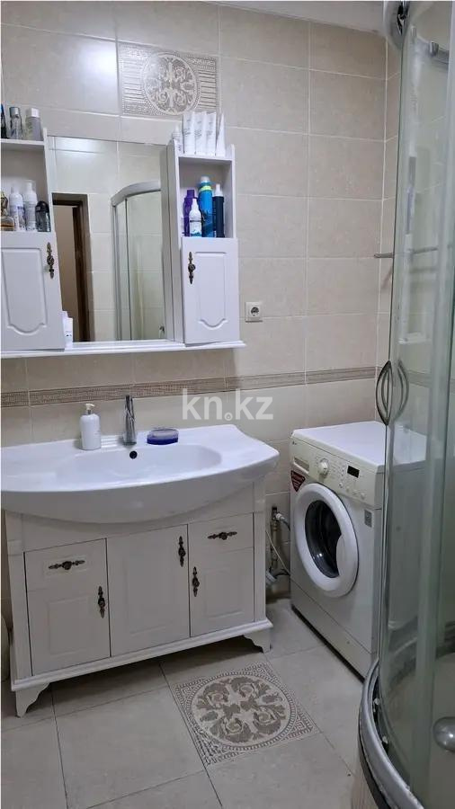 Продажа 2-комнатной квартиры, 75 м², пр. Кошкарбаева, дом  40/1 в Астане - фото 4