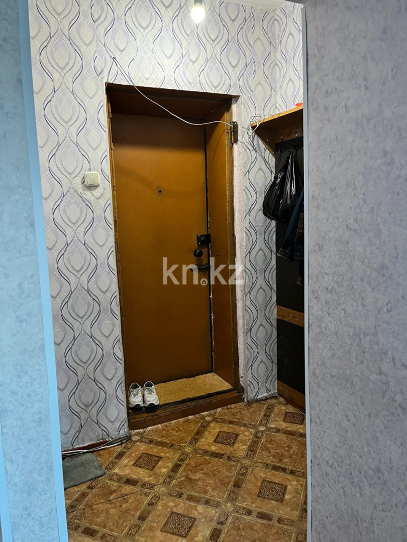 Продажа 2-комнатной квартиры, 41 м², 17 мкр., дом  43 в Караганде - фото 7