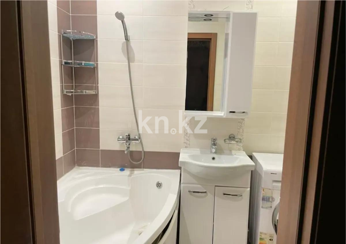 Продажа 3-комнатной квартиры, 90 м², ул. Сейфуллина, дом  41 в Астане - фото 3