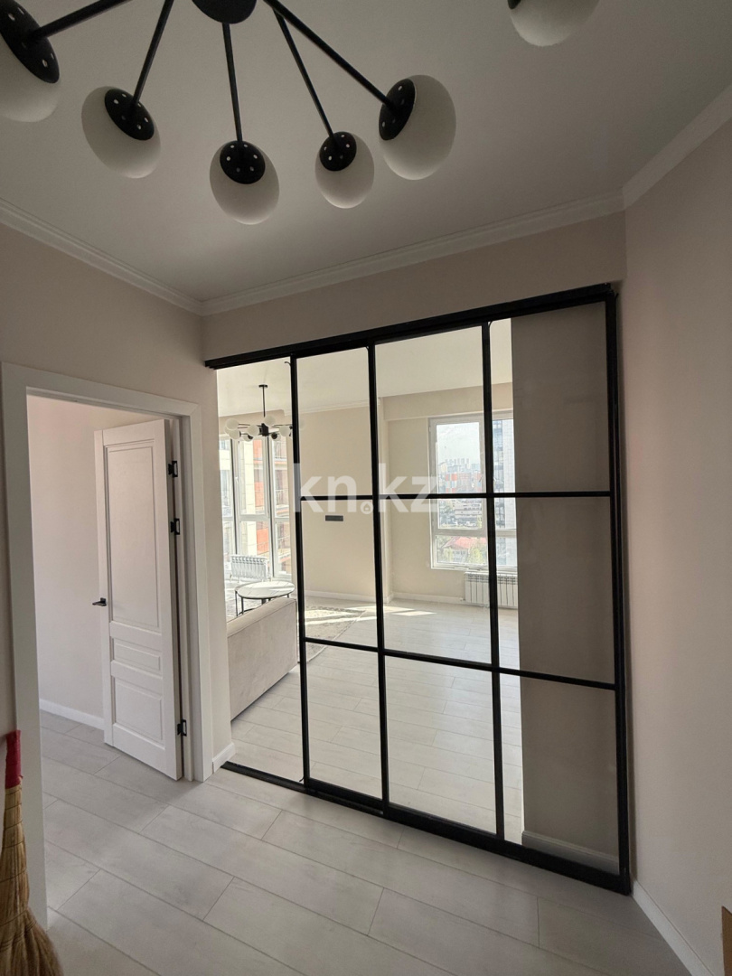 Продажа 3-комнатной квартиры, 80 м², пр. Абая в Алматы - фото 12