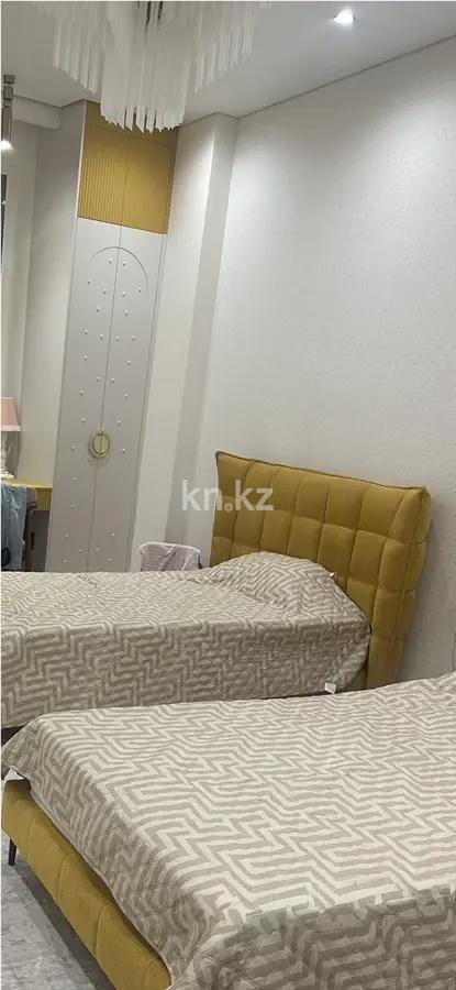 Продажа 4-комнатной квартиры, 186 м², ул. Бокейхана, дом  16/2 в Астане - фото 2