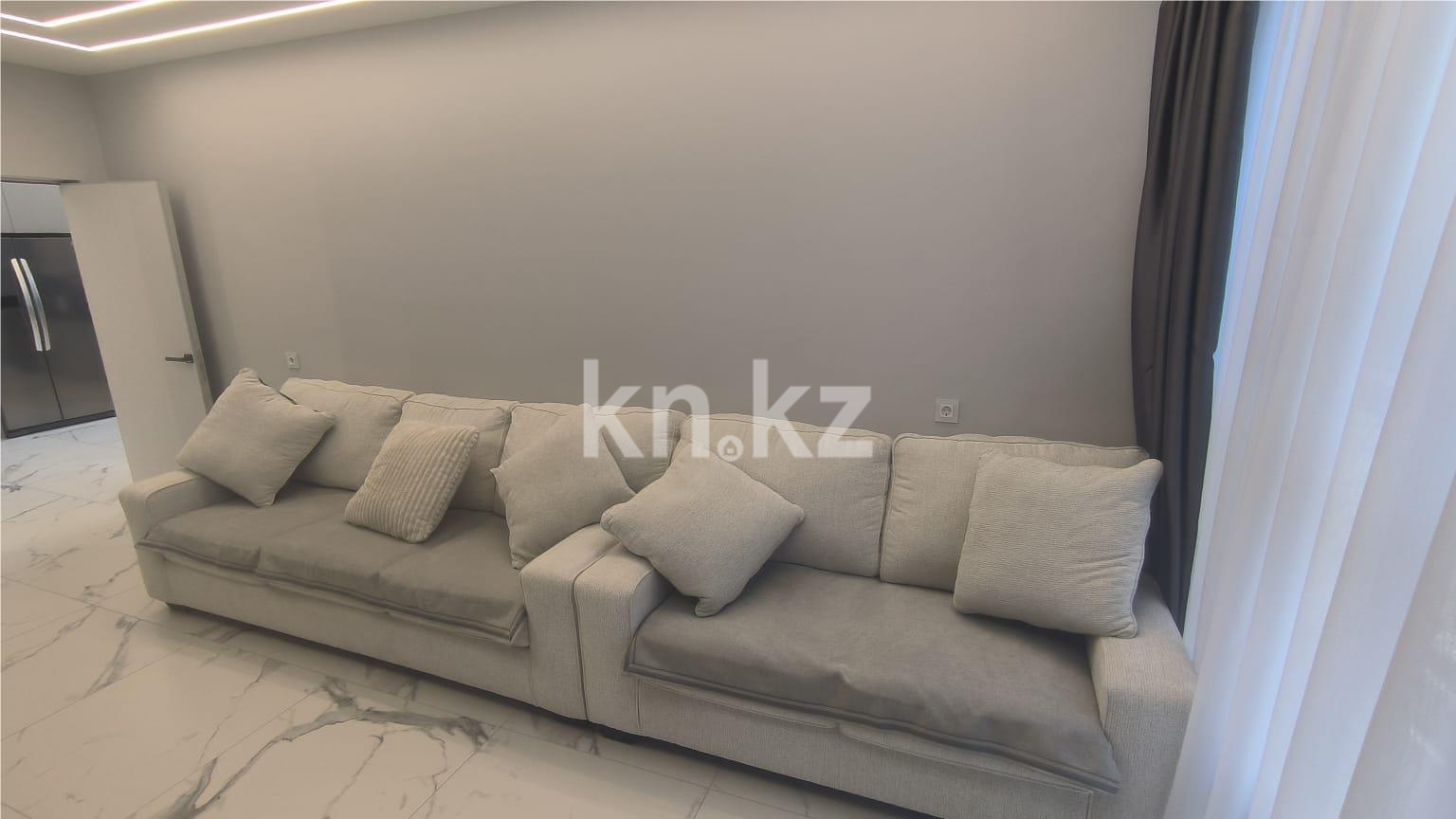Продажа 3-комнатной квартиры, 107 м² в Караганде