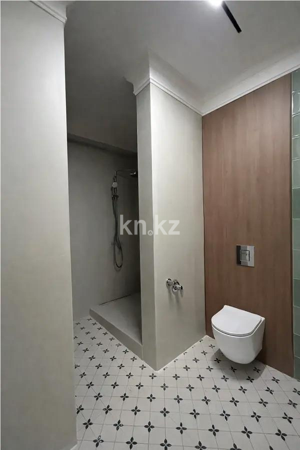 Продажа 4-комнатной квартиры, 140 м² в Алматы - фото 2