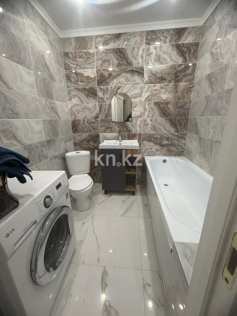 Аренда 1-комнатной квартиры, 40 м², пр. Туран, дом  89/3 в Астане - фото 7