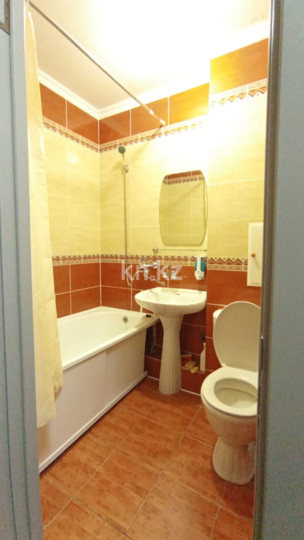 Аренда 2-комнатной квартиры посуточно, 50 м², Бектурова, дом  25 в Павлодаре - фото 9