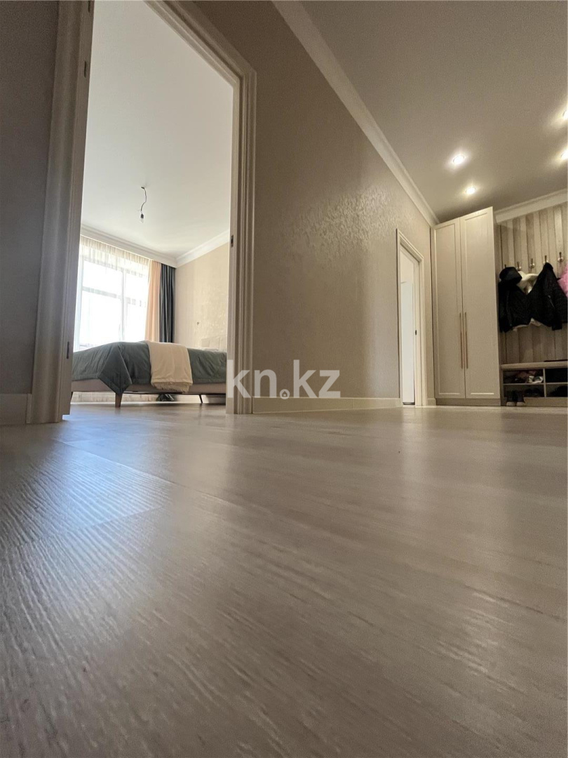 Продажа 2-комнатной квартиры, 64 м², ул. Ашимова, дом  21 в Караганде - фото 24