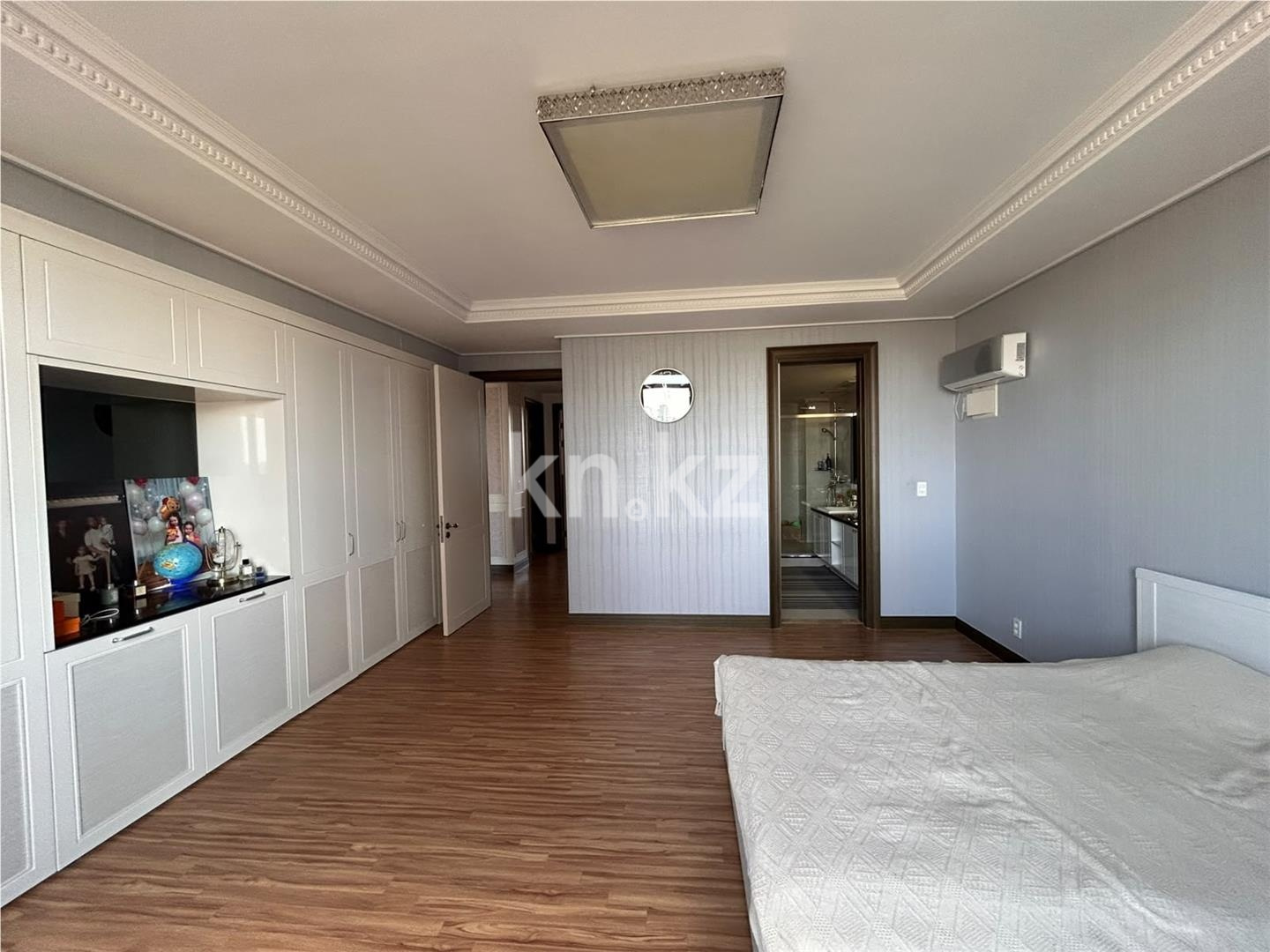 Продажа 4-комнатной квартиры, 178 м² в Астане