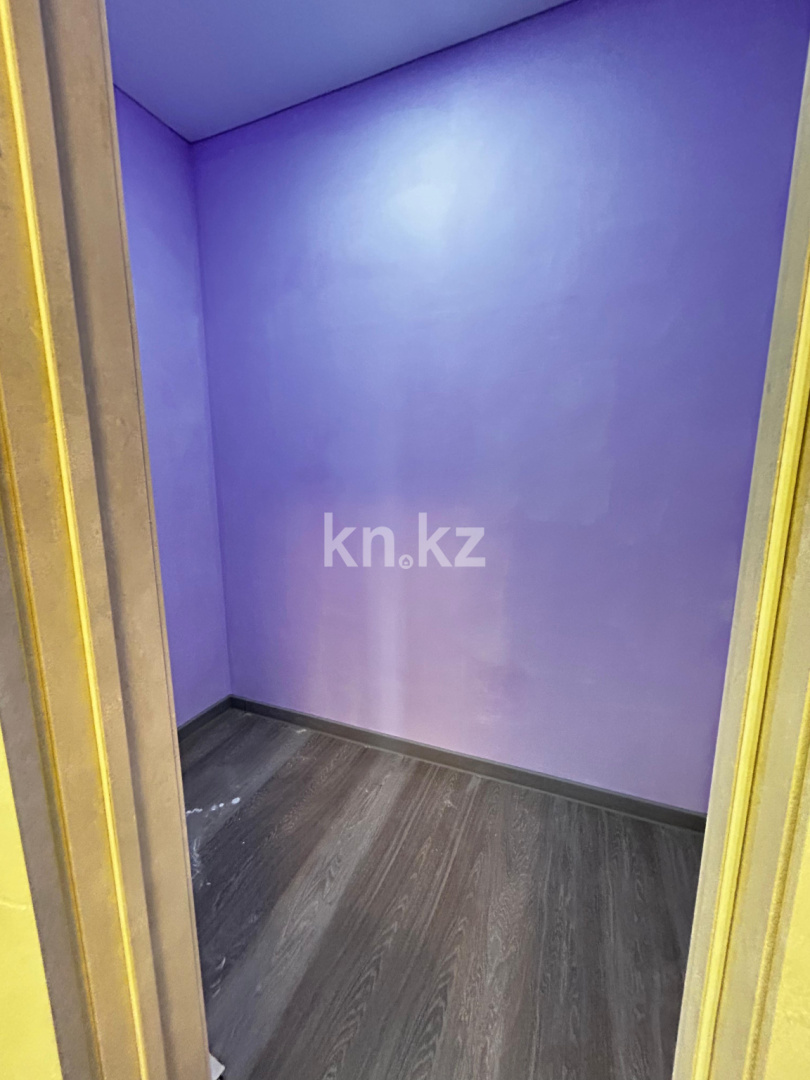 Продажа 2-комнатной квартиры, 42 м², ул. Ашимова, дом  21 в Караганде - фото 9