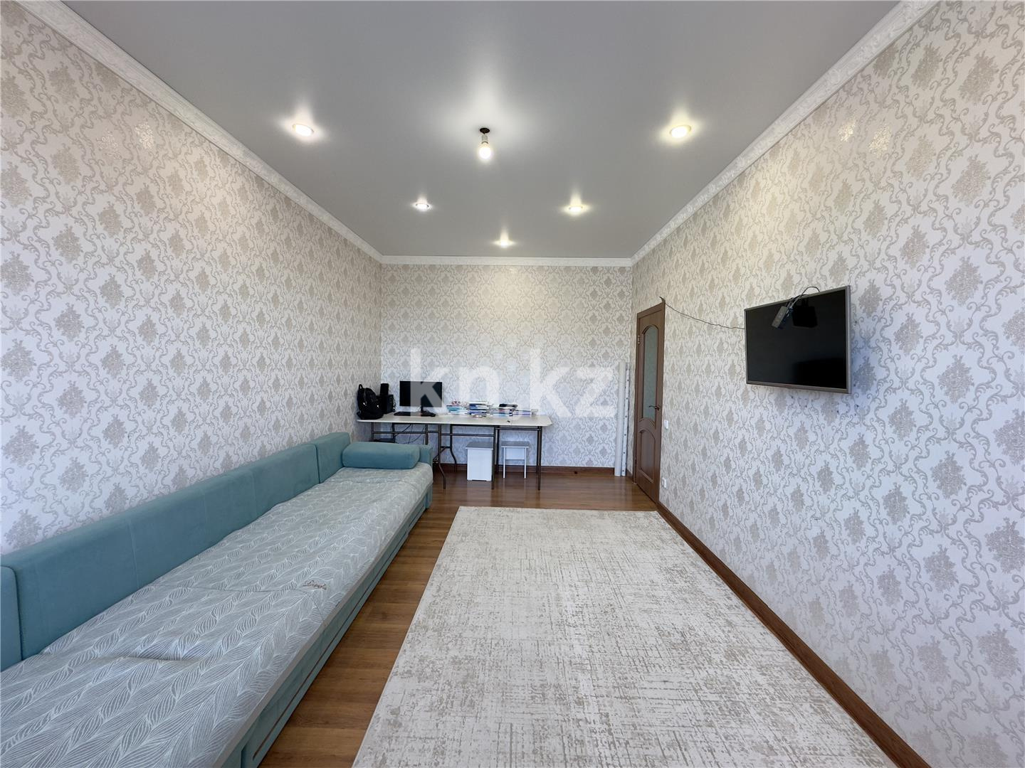 Продажа 2-комнатной квартиры, 61 м², мкр-н Степной-2 в Караганде - фото 3