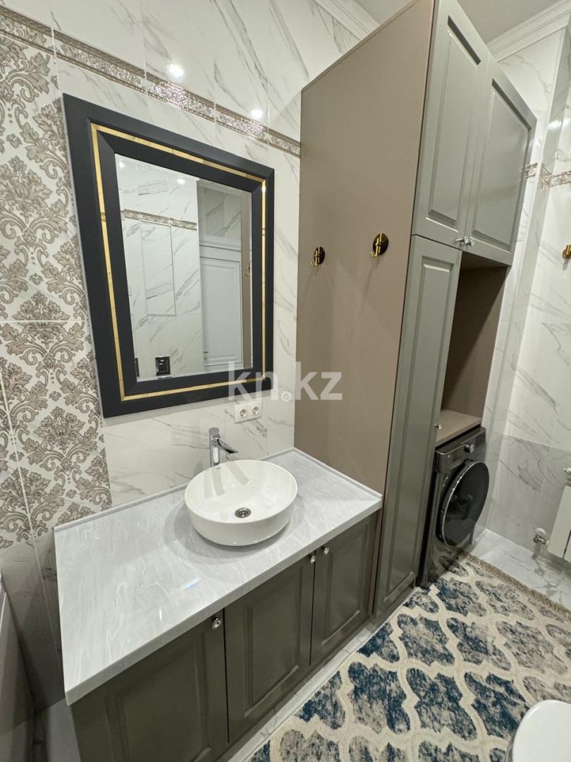 Продажа 4-комнатной квартиры, 133.8 м², ул. Туркестан, дом  28 - ул. Бухар жырау в Астане - фото 6