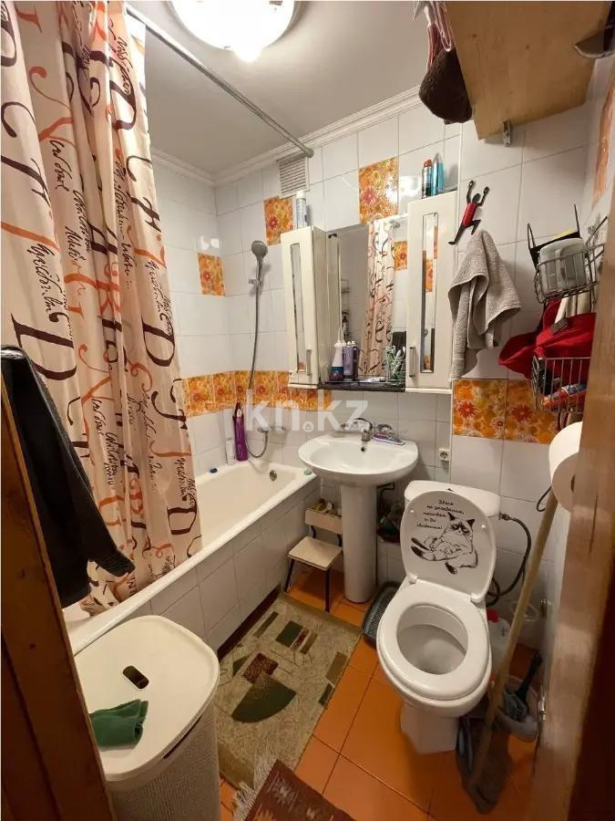 Продажа 4-комнатной квартиры, 66.8 м² в Алматы - фото 5