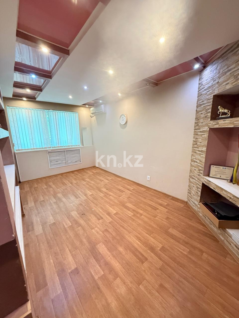 Продажа 3-комнатной квартиры, 62 м² в Караганде
