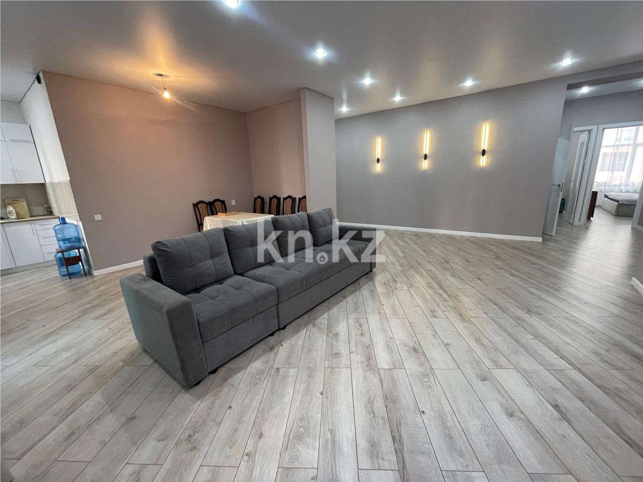 Продажа 4-комнатной квартиры, 115 м², ул. Букетова в Караганде - фото 4