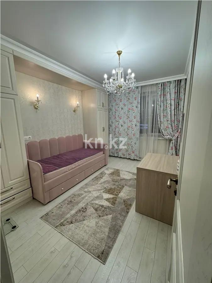 Продажа 5-комнатной квартиры, 137 м², ул. Сатыбалдина, дом  27/2 в Караганде - фото 2
