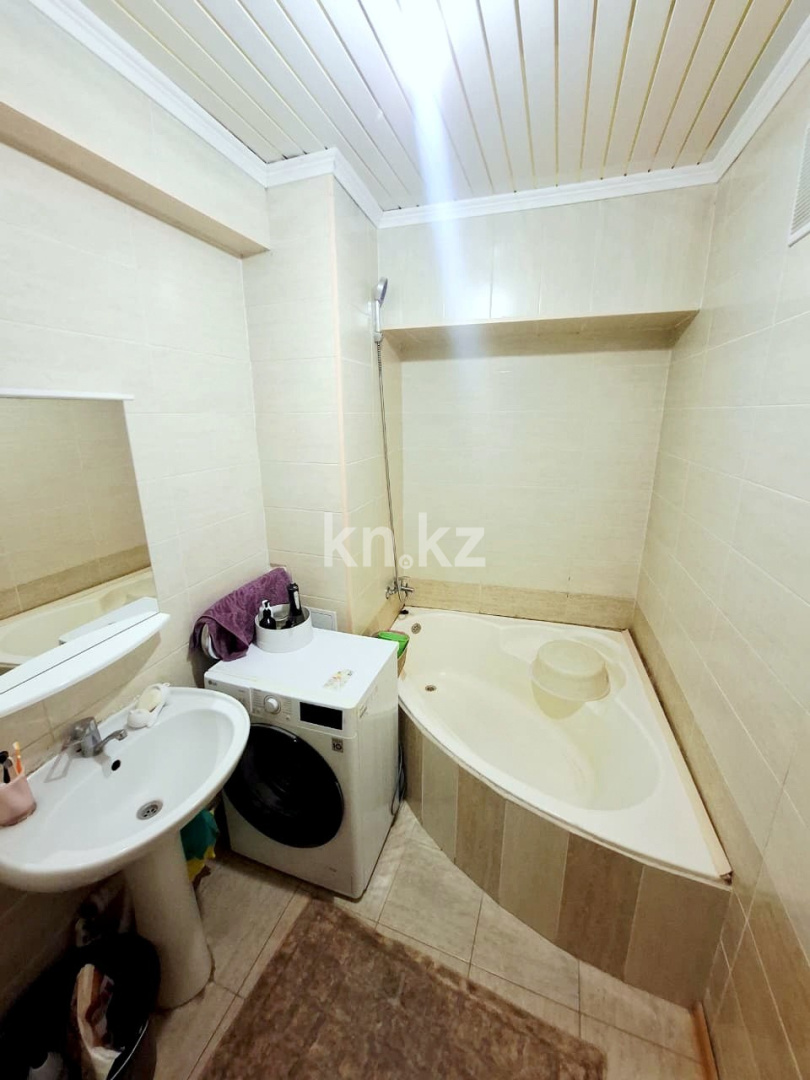 Продажа 2-комнатной квартиры, 64 м² в Алматы - фото 12