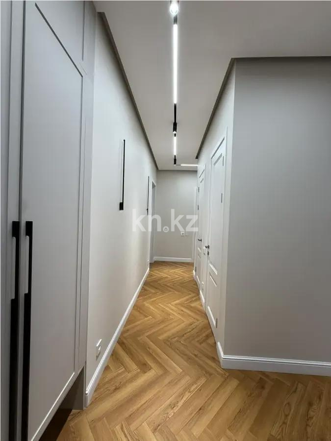 Продажа 3-комнатной квартиры, 100 м², ул. Бокейхана, дом  24 в Астане - фото 7